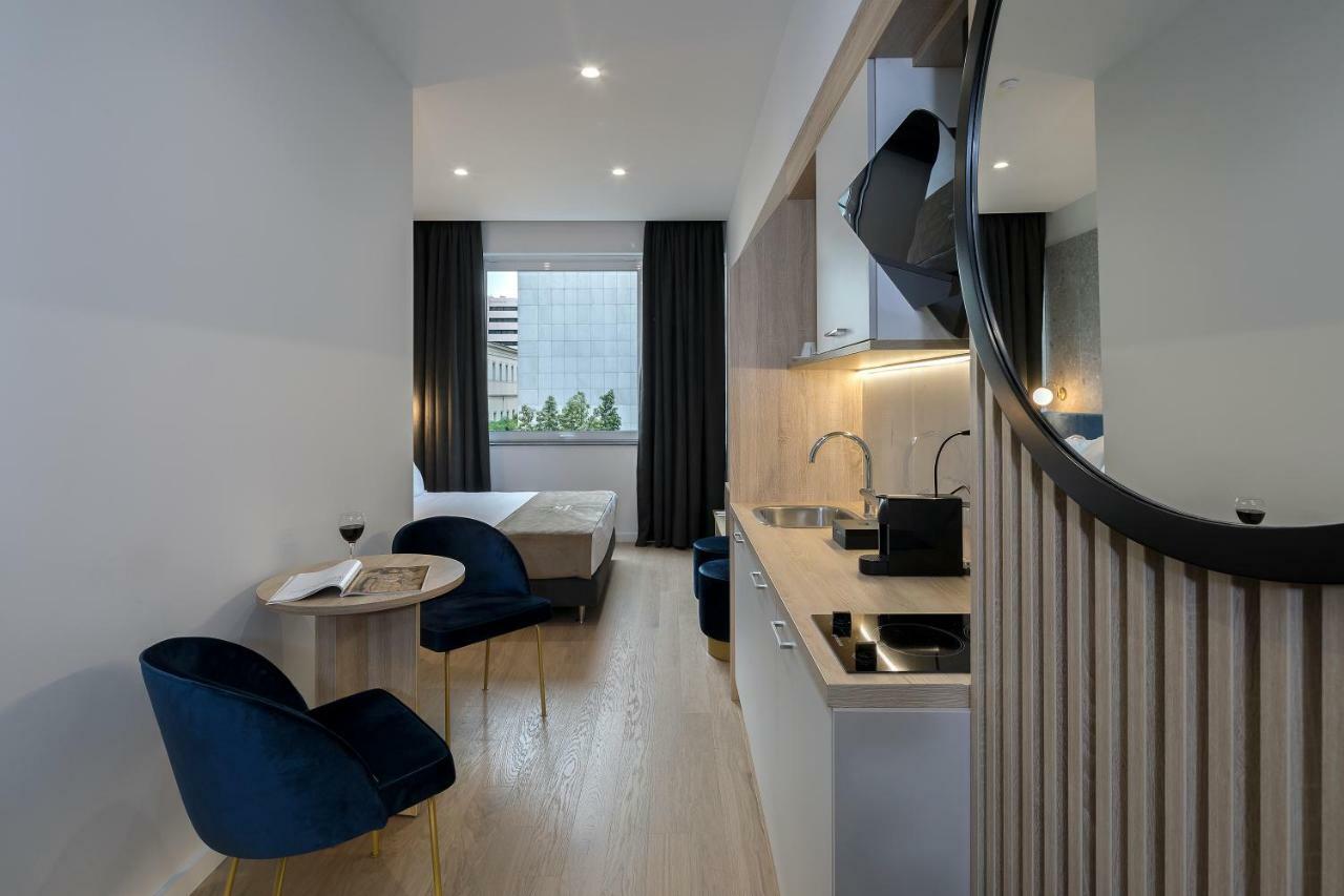 Philosofia Athens Suites Buitenkant foto